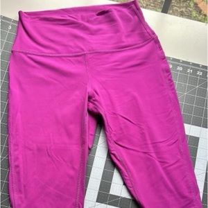 Lululemon s8